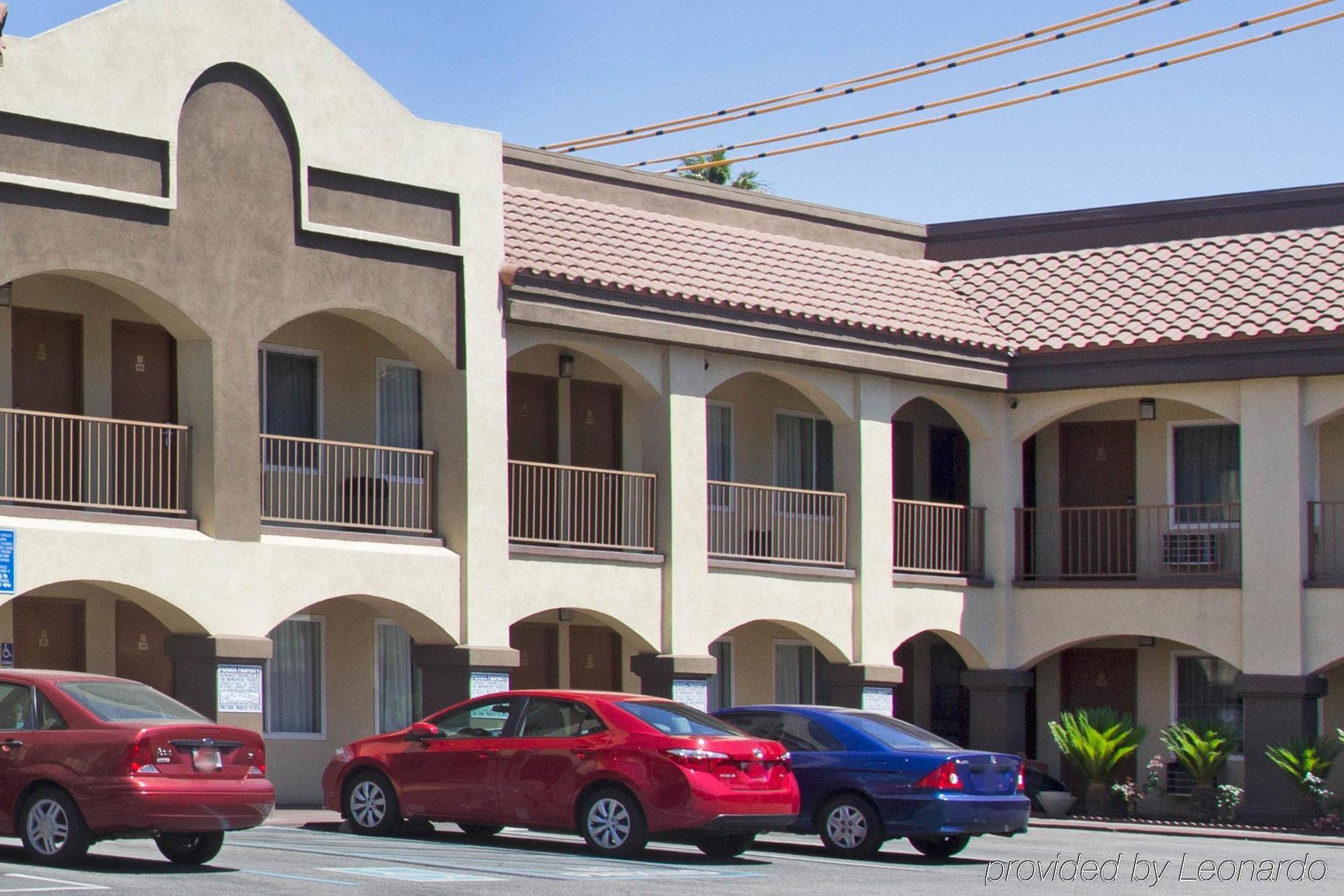 Rodeway Inn Regalodge Glendale Exterior photo